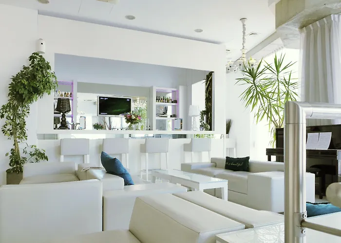 Kyriad Prestige Perpignan Centre Gare